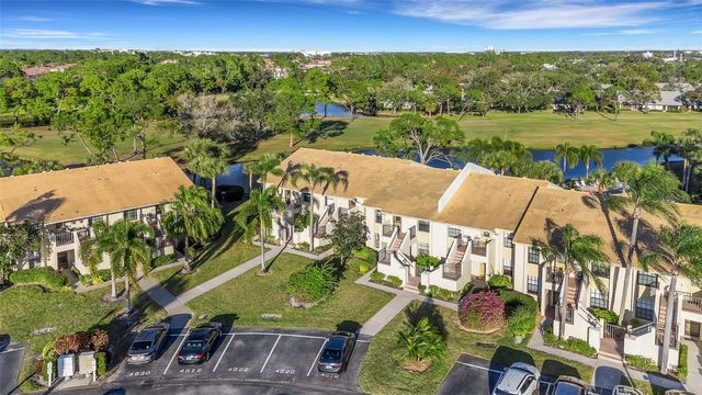 4514 WEYBRIDGE 54, Sarasota, FL 34235