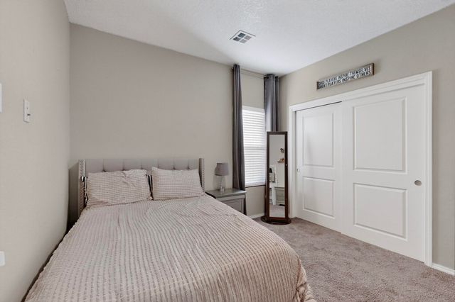 1831 Tesoro Loop NW, Los Lunas, NM 87031