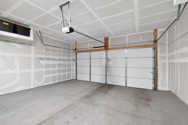 1831 Tesoro Loop NW, Los Lunas, NM 87031