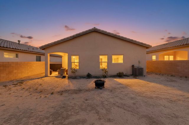 1831 Tesoro Loop NW, Los Lunas, NM 87031