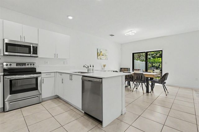 20308 NW 6th Pl, Miami Gardens, FL 33169