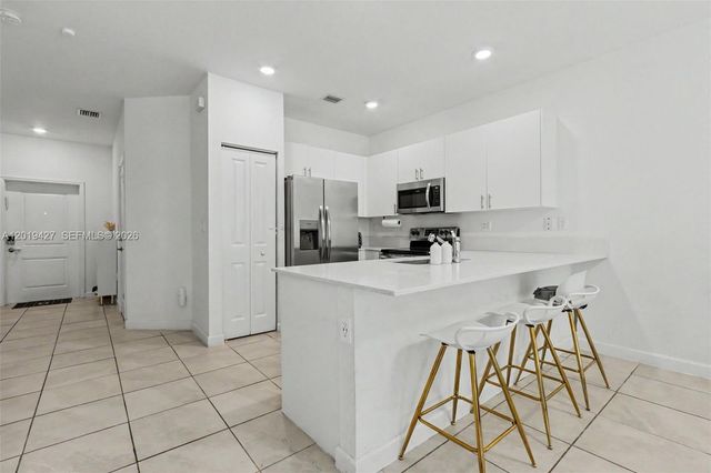 20308 NW 6th Pl, Miami Gardens, FL 33169