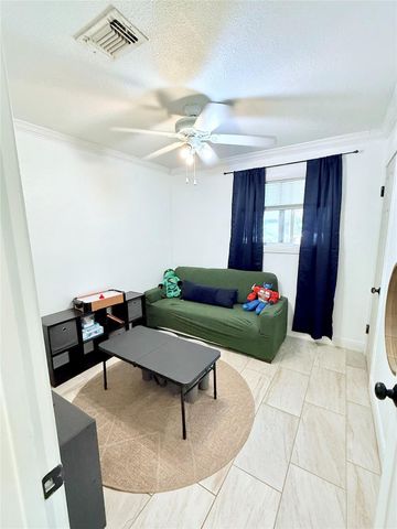 6027 Bluebell CIR, Austin, TX 78741