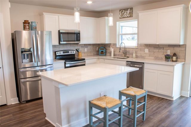 3887 SPRUCE CREEK DRIVE, Lakeland, FL 33811