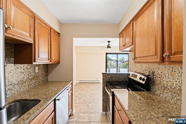 125 Prospect Avenue 5F, Hackensack, NJ 07601