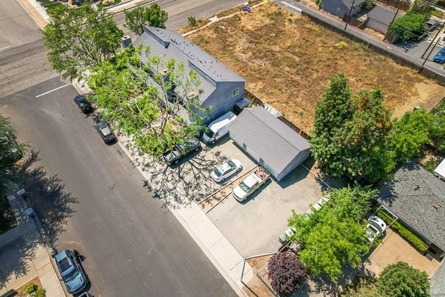 264 Osmun Avenue, Clovis, CA 93612