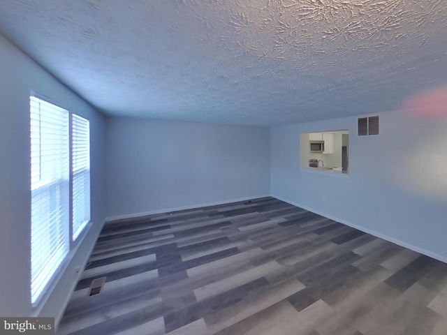 35 GREENLEAF RD, Baltimore, MD 21234