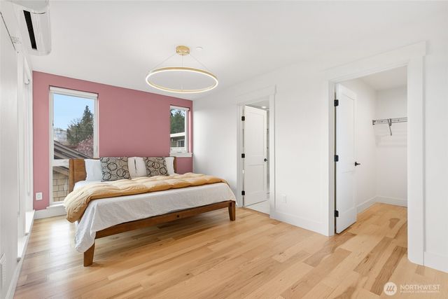 408 Aloha Street, Seattle, WA 98109