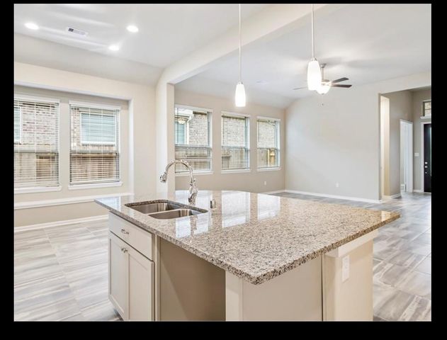 12146 Barkley Cove Drive, Texas City, TX 77591