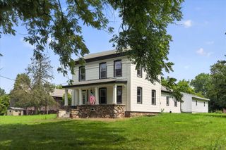 6816 Division Avenue, Comstock Park, MI 49321