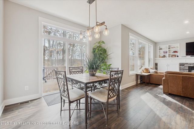 2616 Navigator Lane, Lansing, MI 48911