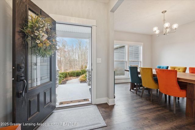 2616 Navigator Lane, Lansing, MI 48911