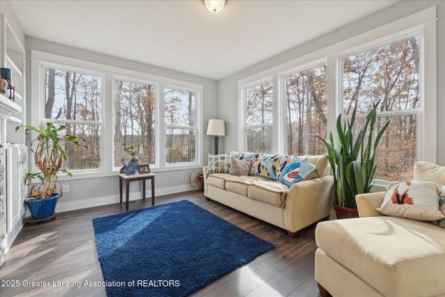 2616 Navigator Lane, Lansing, MI 48911