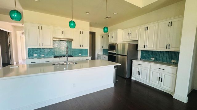 813 Palamos DR, Leander, TX 78641