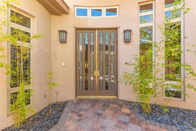 9308 Canyon Classic Drive, Las Vegas, NV 89144