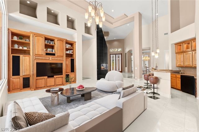 9308 Canyon Classic Drive, Las Vegas, NV 89144