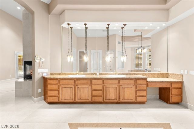 9308 Canyon Classic Drive, Las Vegas, NV 89144