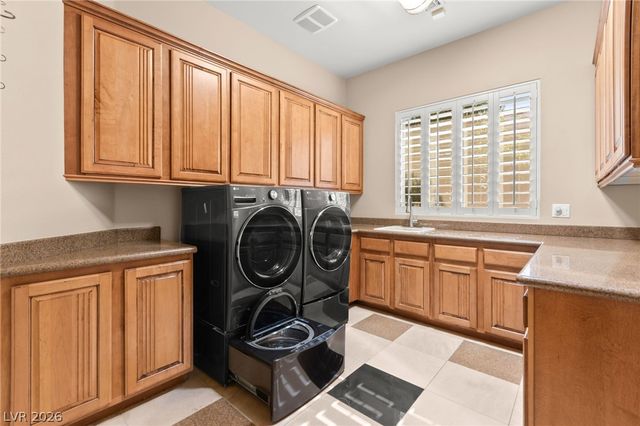 9308 Canyon Classic Drive, Las Vegas, NV 89144