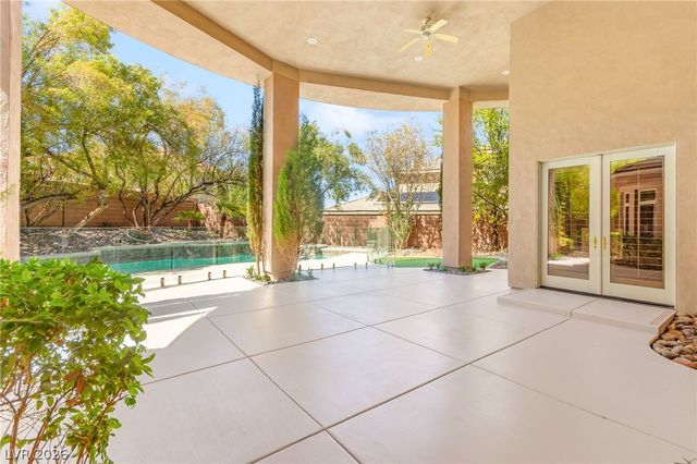 9308 Canyon Classic Drive, Las Vegas, NV 89144