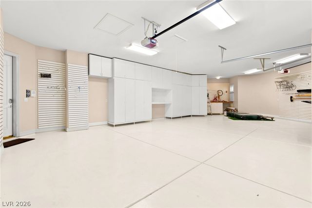 9308 Canyon Classic Drive, Las Vegas, NV 89144