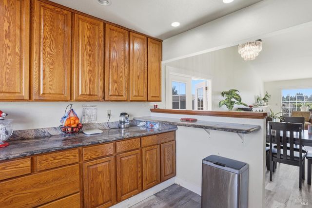 1407 Georgia Ct, Rohnert Park, CA 94928