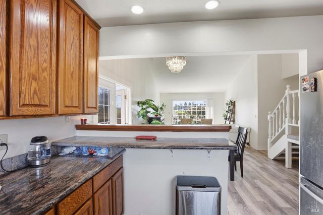 1407 Georgia Ct, Rohnert Park, CA 94928