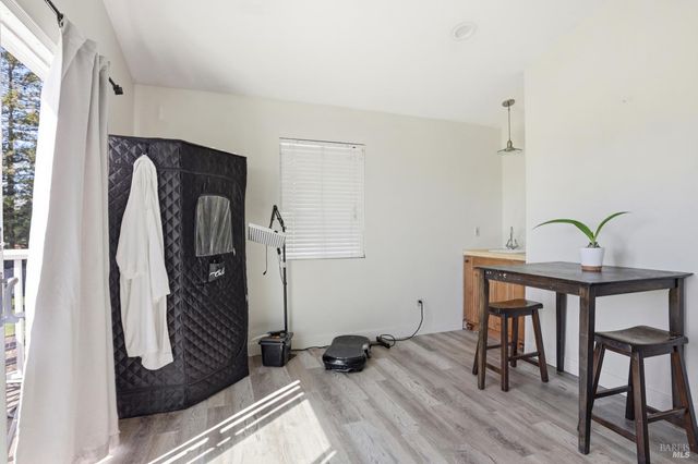 1407 Georgia Ct, Rohnert Park, CA 94928