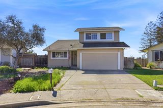 1407 Georgia Ct, Rohnert Park, CA 94928