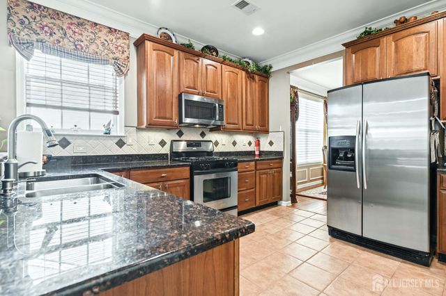 6 Stony Path Drive, South Brunswick, NJ 08810