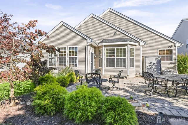 6 Stony Path Drive, South Brunswick, NJ 08810