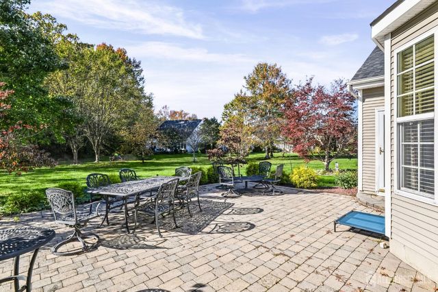 6 Stony Path Drive, South Brunswick, NJ 08810