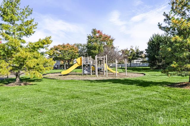 6 Stony Path Drive, South Brunswick, NJ 08810