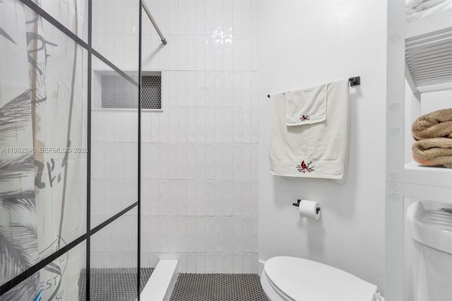 385 NW 36th Ave, Deerfield Beach, FL 33442