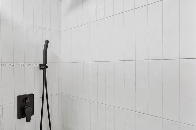 385 NW 36th Ave, Deerfield Beach, FL 33442