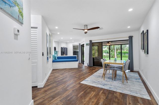 385 NW 36th Ave, Deerfield Beach, FL 33442