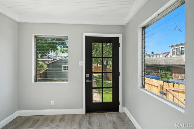 4892 Anderson Avenue, St Louis, MO 63115