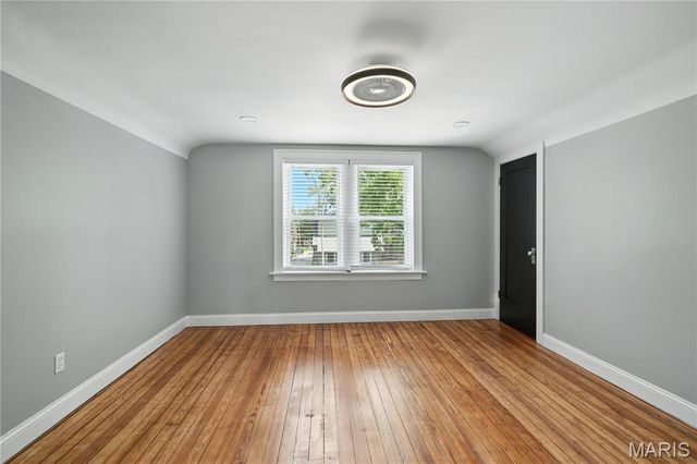 4892 Anderson Avenue, St Louis, MO 63115