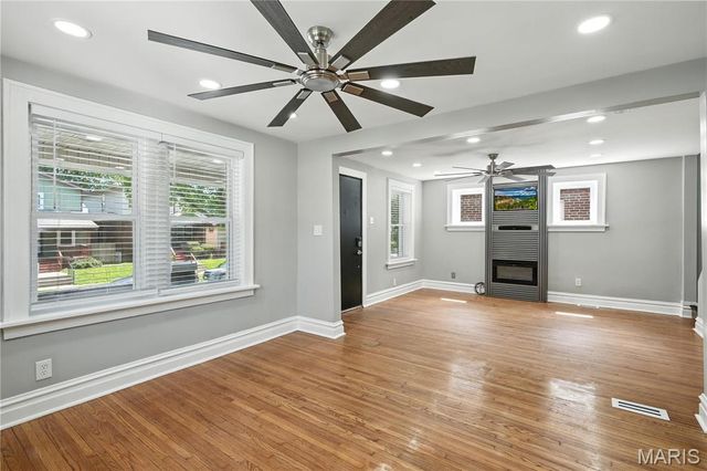 4892 Anderson Avenue, St Louis, MO 63115