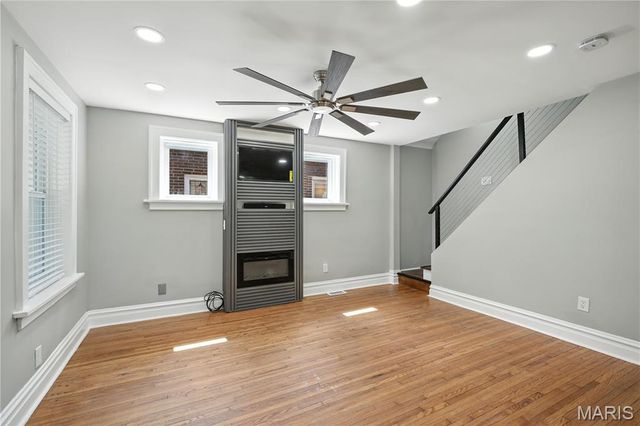 4892 Anderson Avenue, St Louis, MO 63115