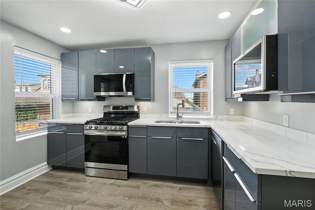 4892 Anderson Avenue, St Louis, MO 63115