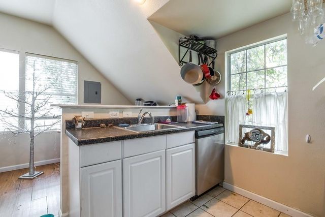 2404 Thornton Dr RD, Austin, TX 78704