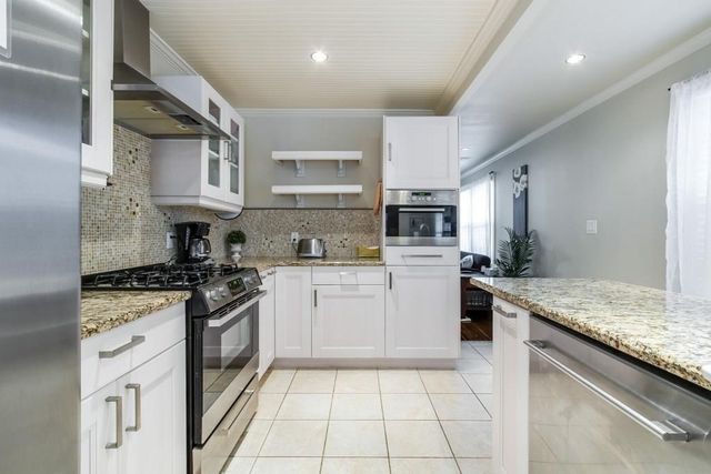 2404 Thornton Dr RD, Austin, TX 78704