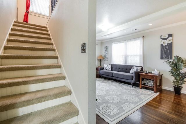 2404 Thornton Dr RD, Austin, TX 78704