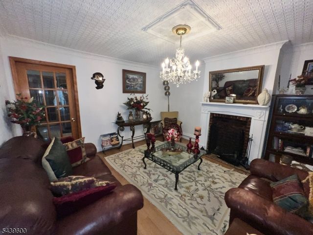 393 Glenwood Ave, East Orange City, NJ 07017