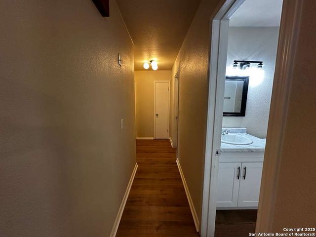 7410 Oak Marsh, Live Oak, TX 78233