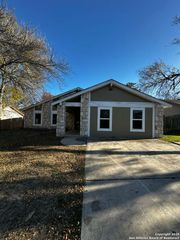 7410 Oak Marsh, Live Oak, TX 78233