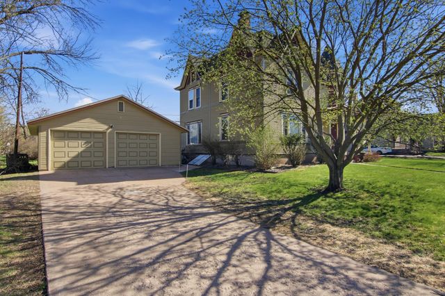 435 Jefferson Street, Eau Claire, WI 54701