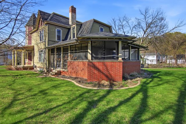 435 Jefferson Street, Eau Claire, WI 54701