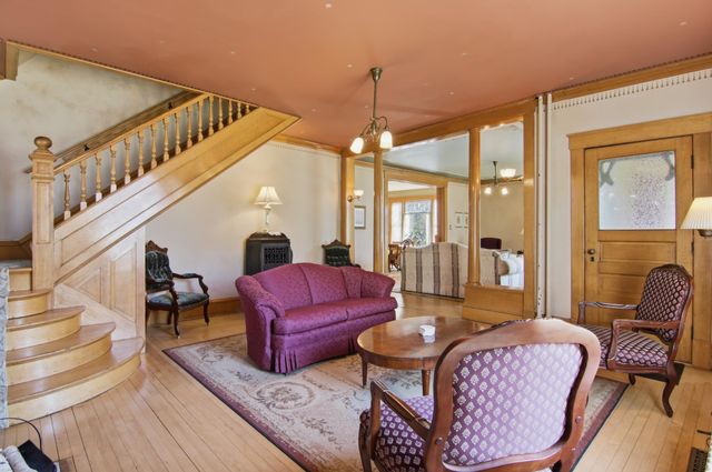 435 Jefferson Street, Eau Claire, WI 54701