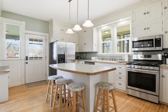 435 Jefferson Street, Eau Claire, WI 54701